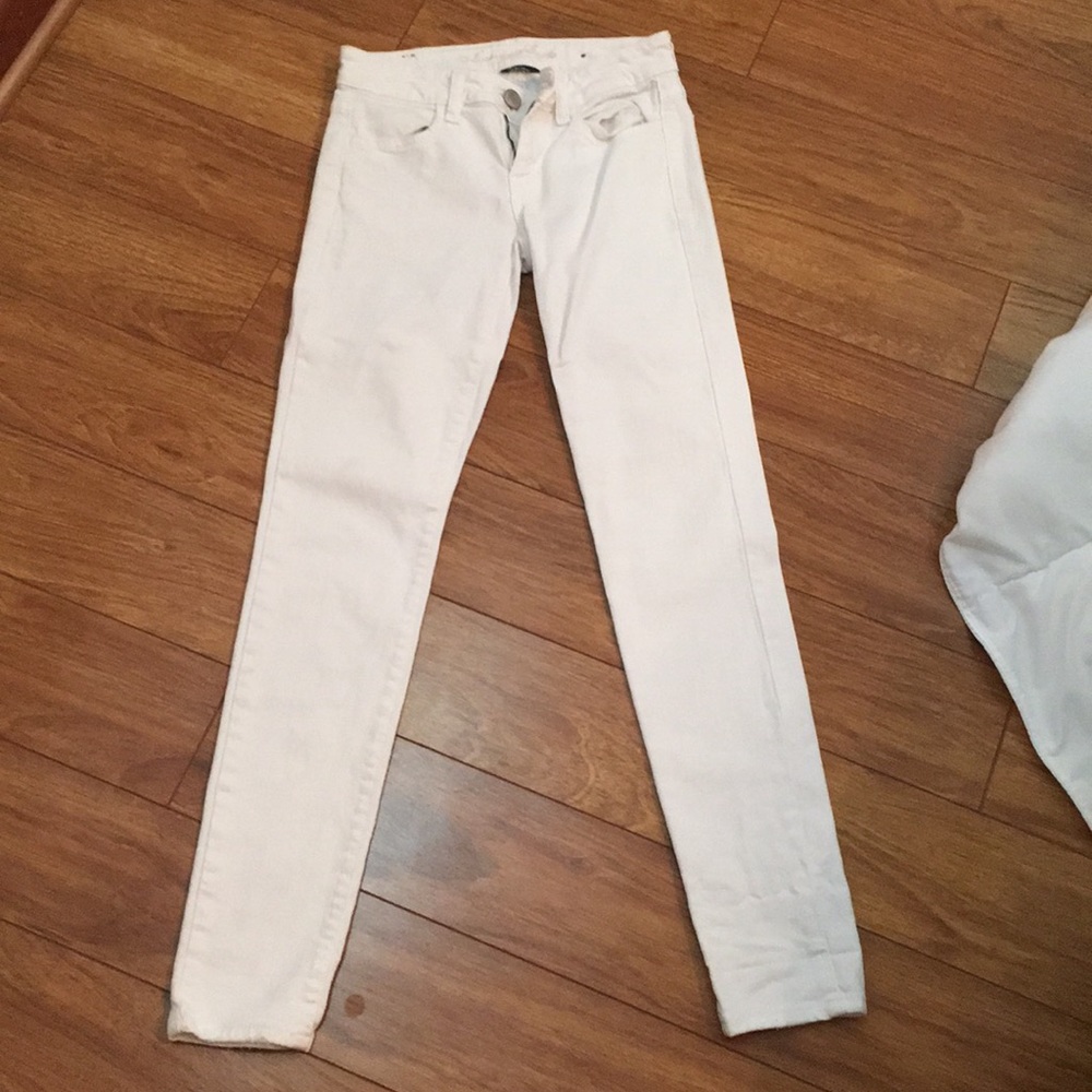 Skinny white jeans
